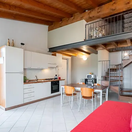 Apartment Wine & In Franciacorta 3 *