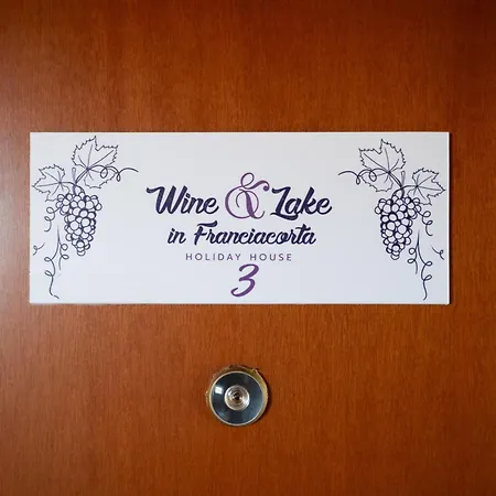 Wine & In Franciacorta 3 Apartment *